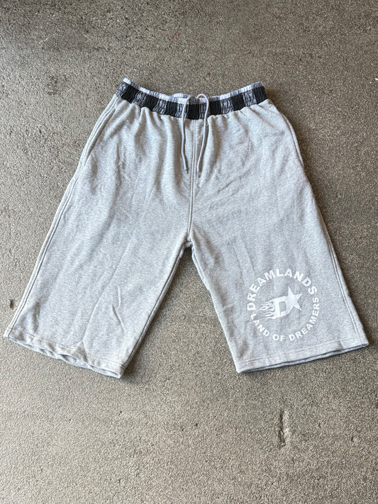 Dreamlands Checkered 3/4 Shorts